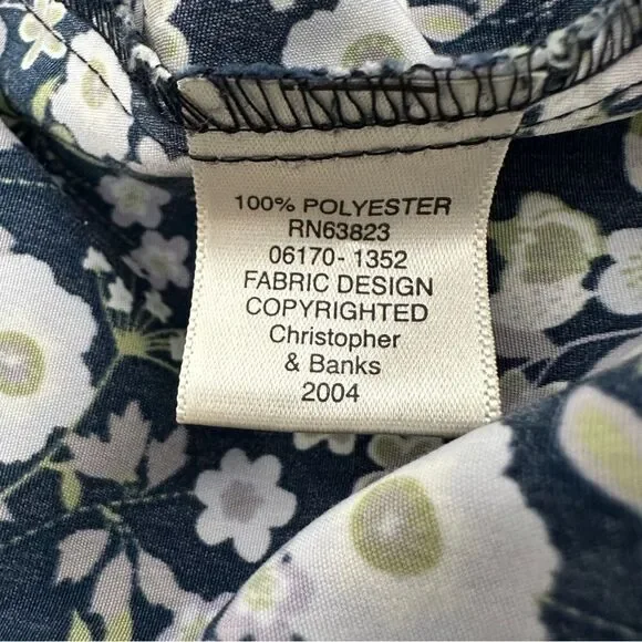 Christopher and Banks long floral skirt with zipper on the side. Size 4 - Picture 6 of 7